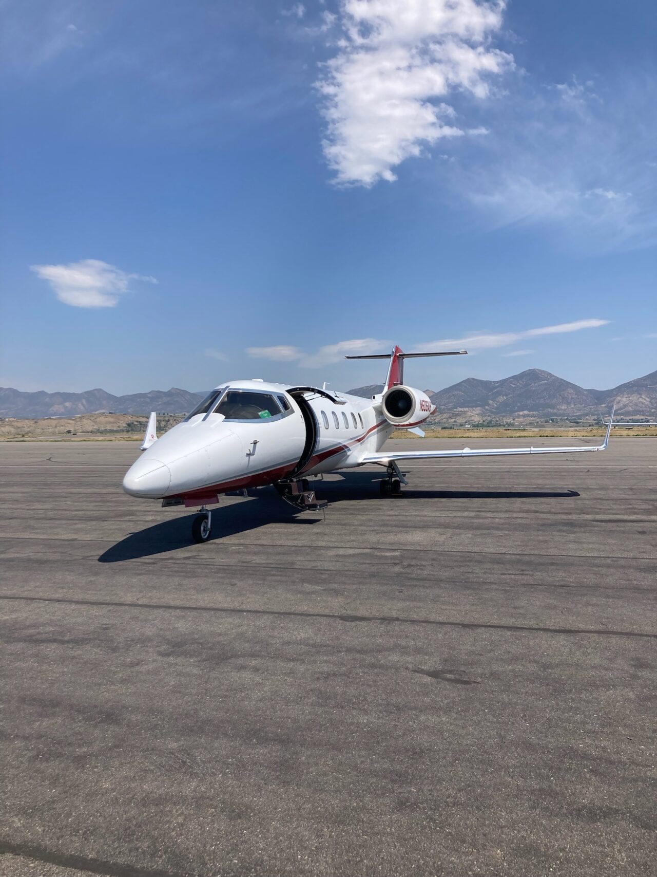 Now Hiring Flight Crews AB Jets